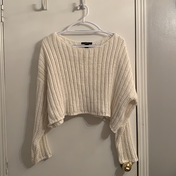 Forever 21 Cropped Sweater - Picture 2 of 4